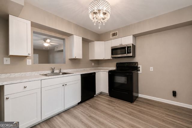88 Angie Drive 6, Mcdonough, GA 30252
