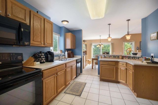 2672 Ambassador Drive, Ypsilanti, MI 48198
