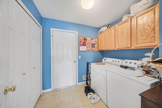 2672 Ambassador Drive, Ypsilanti, MI 48198