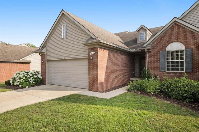 2672 Ambassador Drive, Ypsilanti, MI 48198