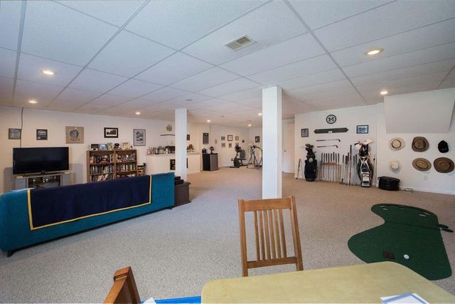 2672 Ambassador Drive, Ypsilanti, MI 48198