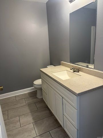 2207 W Long 17th, North Little Rock, AR 72114