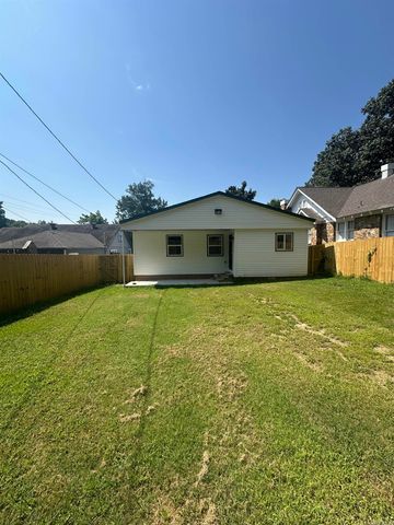 2207 W Long 17th, North Little Rock, AR 72114