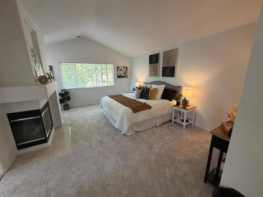 Image 15 of property listing at 553 Mill River Lane, San Jose, CA 95134
