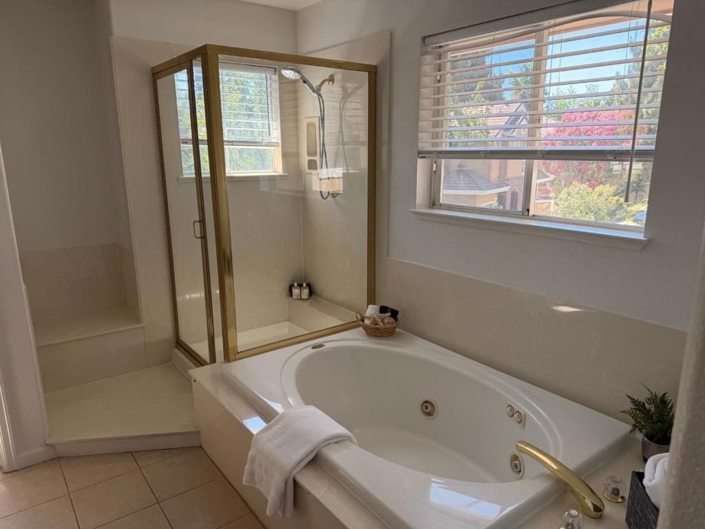 Image 19 of property listing at 553 Mill River Lane, San Jose, CA 95134