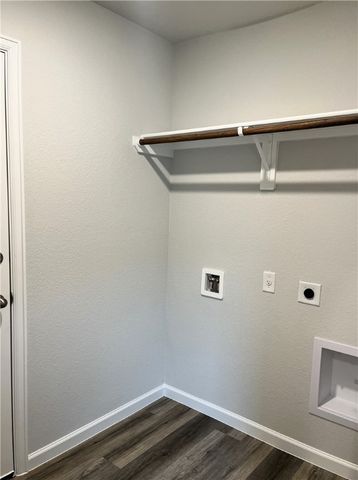 927 Coffee Mill Lane, College Station, TX 77845