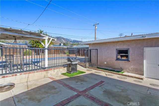 272 E 47th St, San Bernardino, CA 92404