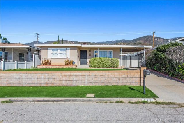 272 E 47th St, San Bernardino, CA 92404