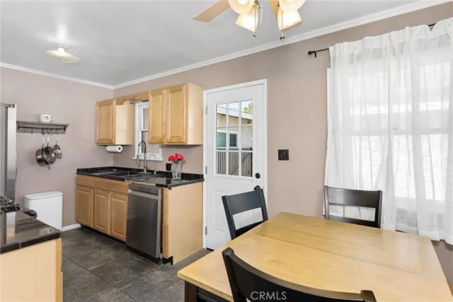 272 E 47th St, San Bernardino, CA 92404