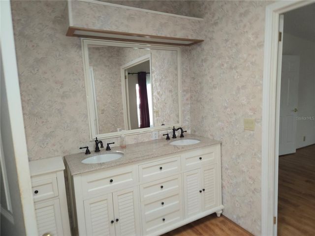 131 VICTORIA DRIVE, Haines City, FL 33844