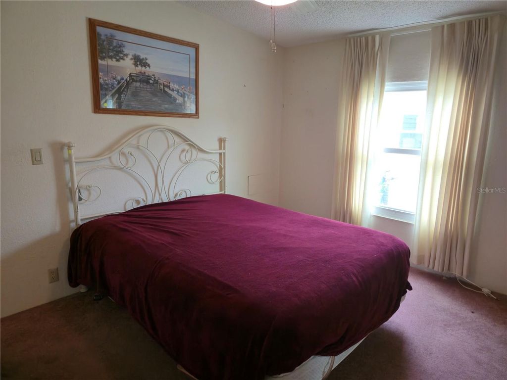 Image 16 of property listing at 131 VICTORIA DRIVE, Haines City, FL 33844