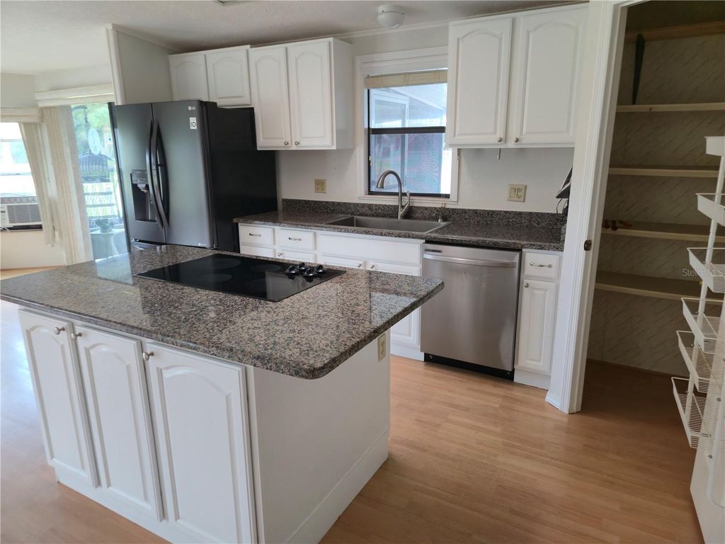 Image 18 of property listing at 131 VICTORIA DRIVE, Haines City, FL 33844