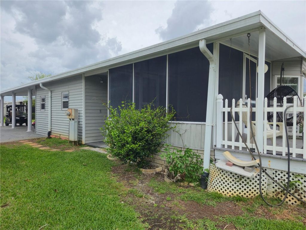 Image 3 of property listing at 131 VICTORIA DRIVE, Haines City, FL 33844