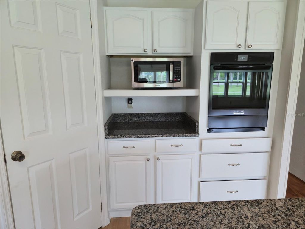 Image 27 of property listing at 131 VICTORIA DRIVE, Haines City, FL 33844