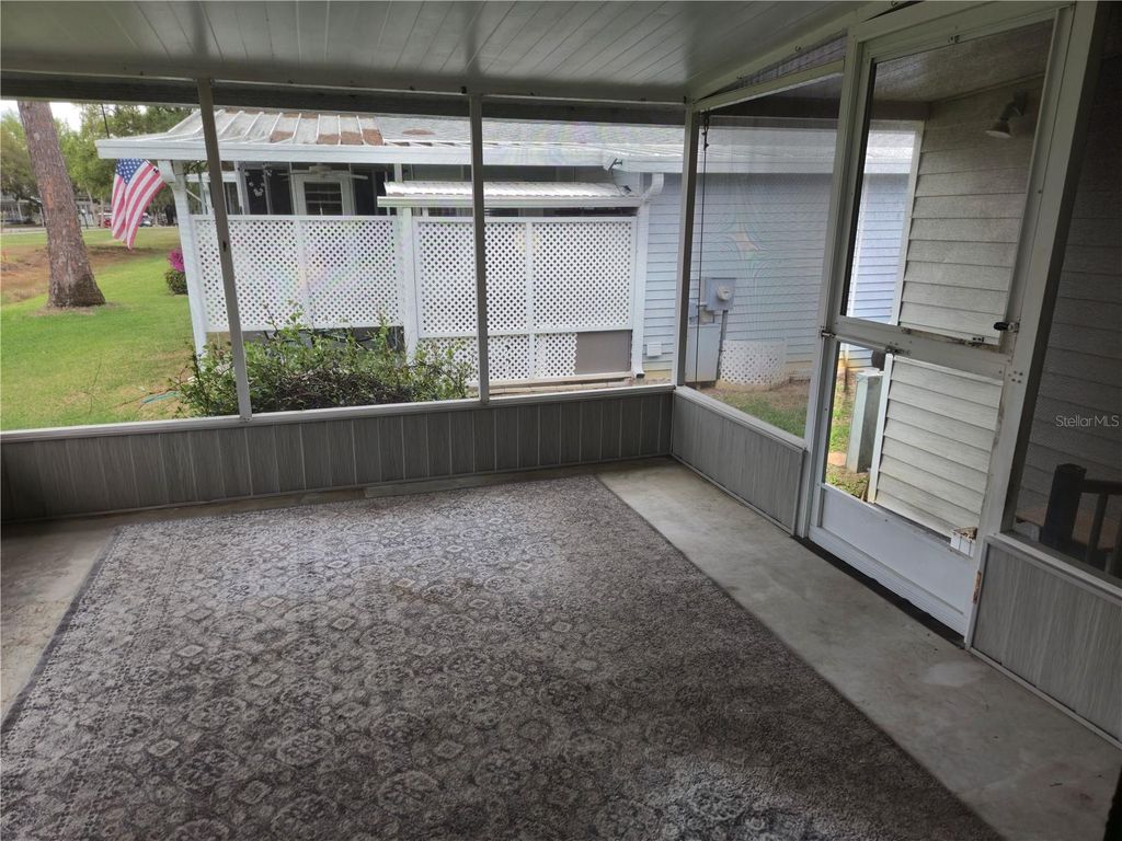 Image 30 of property listing at 131 VICTORIA DRIVE, Haines City, FL 33844