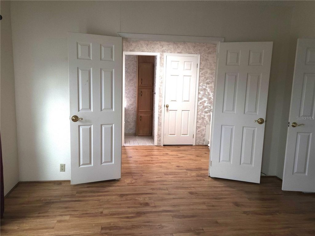 Image 39 of property listing at 131 VICTORIA DRIVE, Haines City, FL 33844