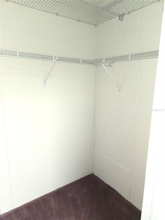 Image 41 of property listing at 131 VICTORIA DRIVE, Haines City, FL 33844