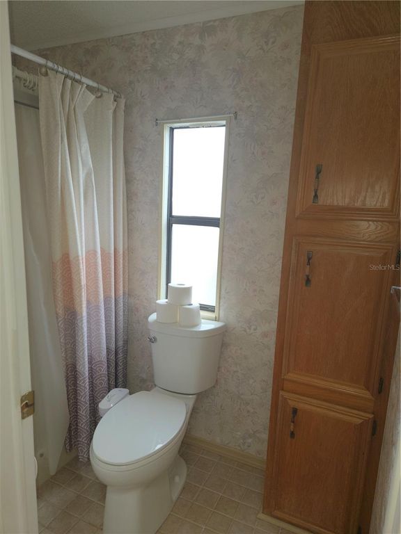 Image 44 of property listing at 131 VICTORIA DRIVE, Haines City, FL 33844