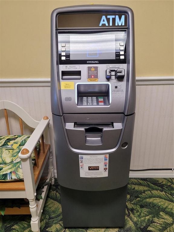 Image 72 of property listing at 131 VICTORIA DRIVE, Haines City, FL 33844