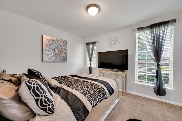 111 Broken Arrow Street, Waxahachie, TX 75165