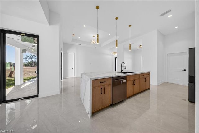 5027 Gunn CIR, Labelle, FL 33935