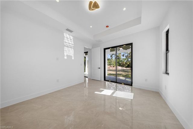 5027 Gunn CIR, Labelle, FL 33935