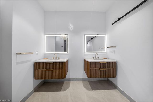 5027 Gunn CIR, Labelle, FL 33935