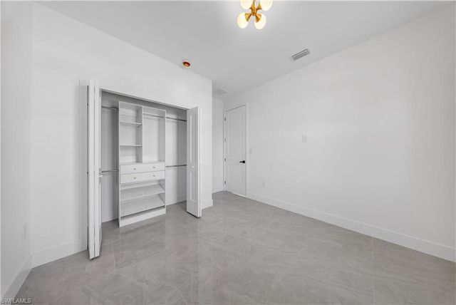 5027 Gunn CIR, Labelle, FL 33935