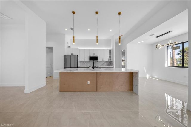 5027 Gunn CIR, Labelle, FL 33935