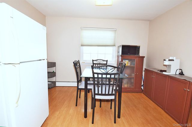 1055 Coates Avenue, Holbrook, NY 11741