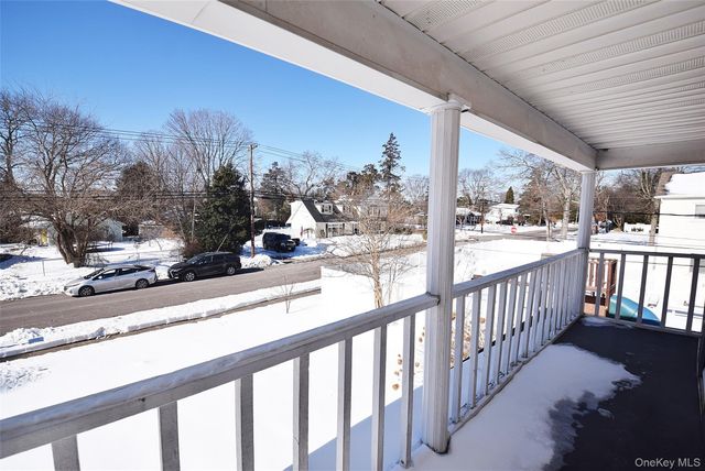 1055 Coates Avenue, Holbrook, NY 11741