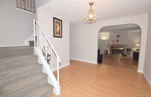 1055 Coates Avenue, Holbrook, NY 11741