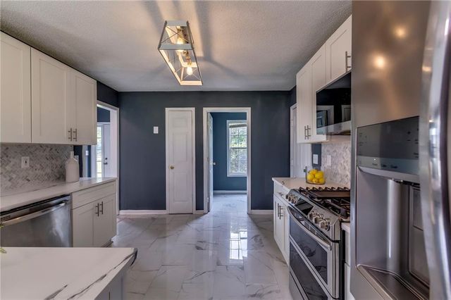 117 Bo Simpson Parkway, Mcdonough, GA 30253
