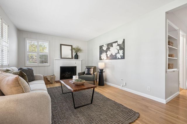 171 Village Drive, Columbus, OH 43214