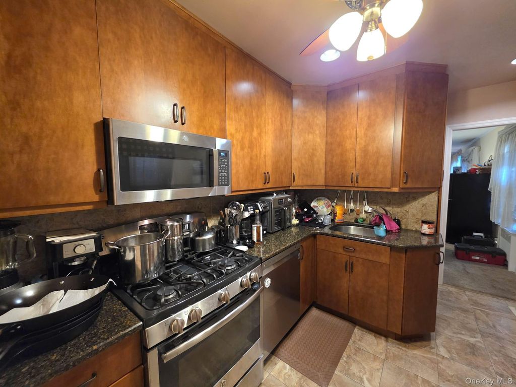 354 E Beech Street, Long Beach, NY 11561 — photo 4