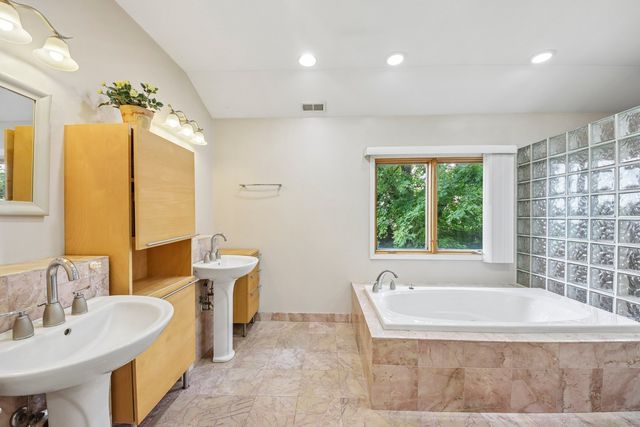 2120 Shermer Road, Northbrook, IL 60062