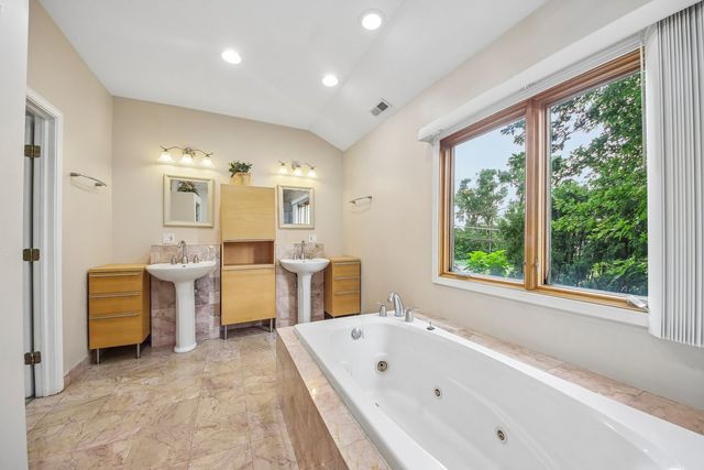 2120 Shermer Road, Northbrook, IL 60062
