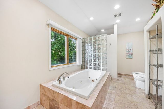 2120 Shermer Road, Northbrook, IL 60062