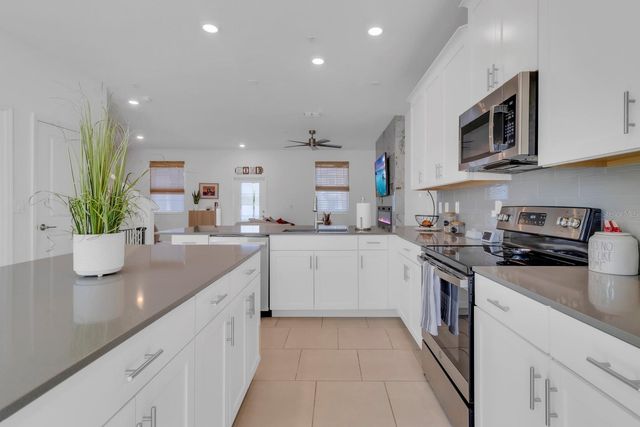 11245 LISTENING DRIVE, Orlando, FL 32832
