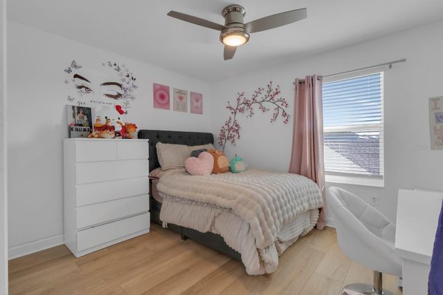 11245 LISTENING DRIVE, Orlando, FL 32832