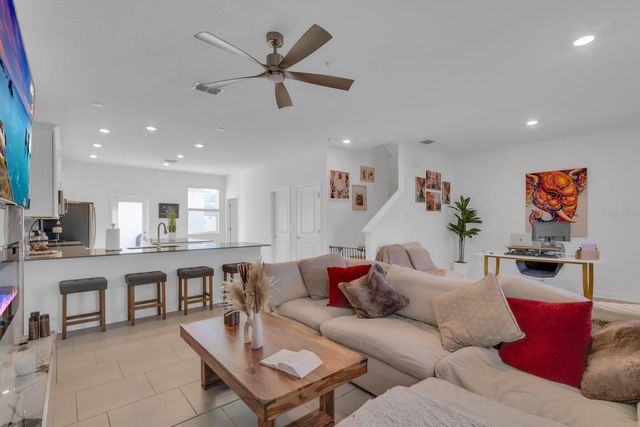 11245 LISTENING DRIVE, Orlando, FL 32832