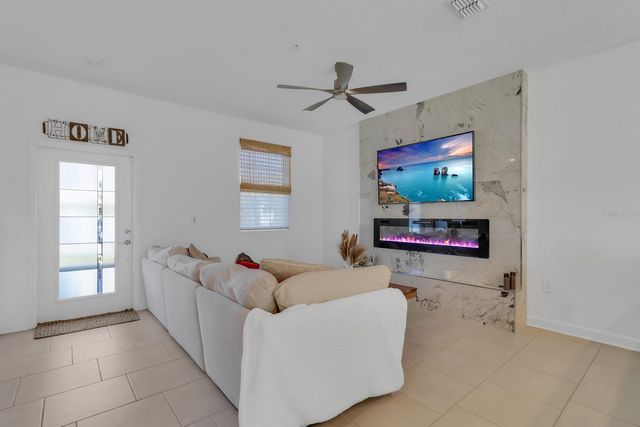 11245 LISTENING DRIVE, Orlando, FL 32832