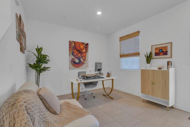 11245 LISTENING DRIVE, Orlando, FL 32832