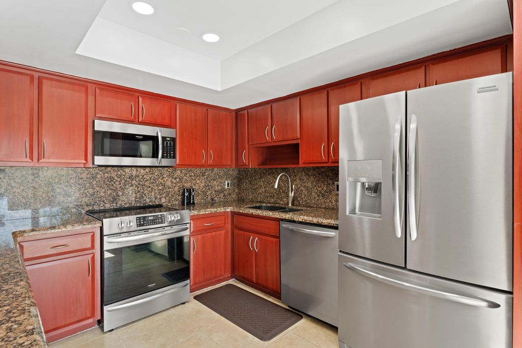 Image 22 of property listing at 12128 Regal Court E, Wellington, FL 33414