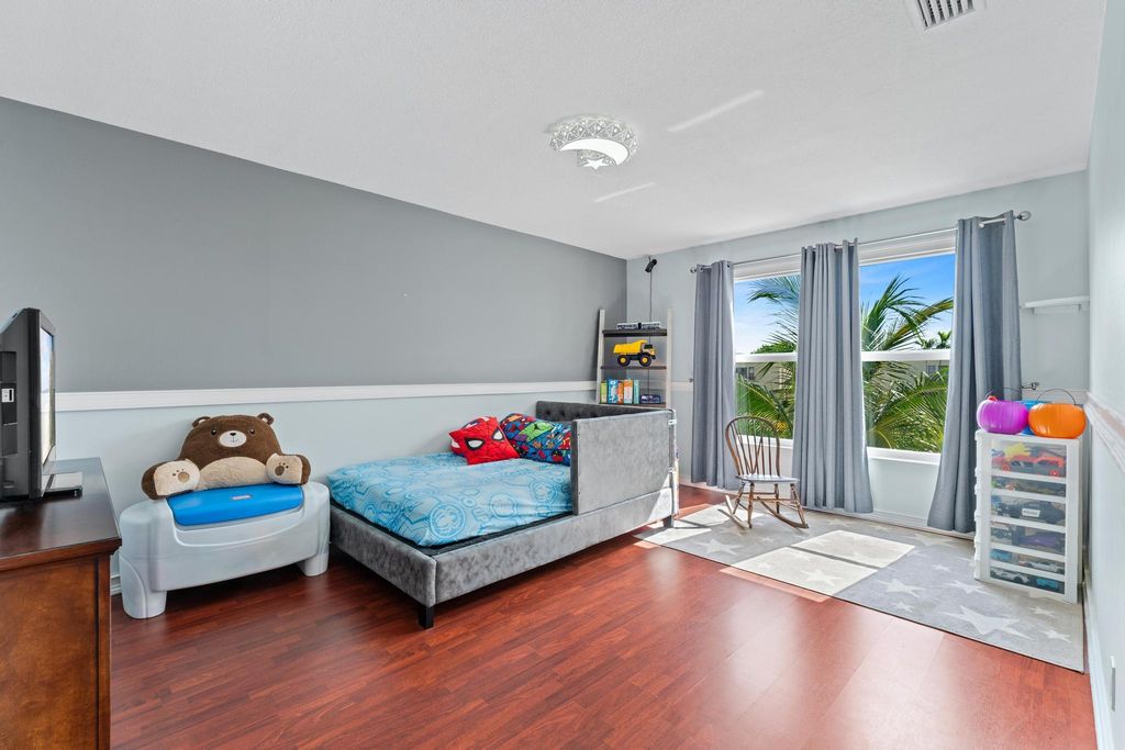 Image 23 of property listing at 12128 Regal Court E, Wellington, FL 33414