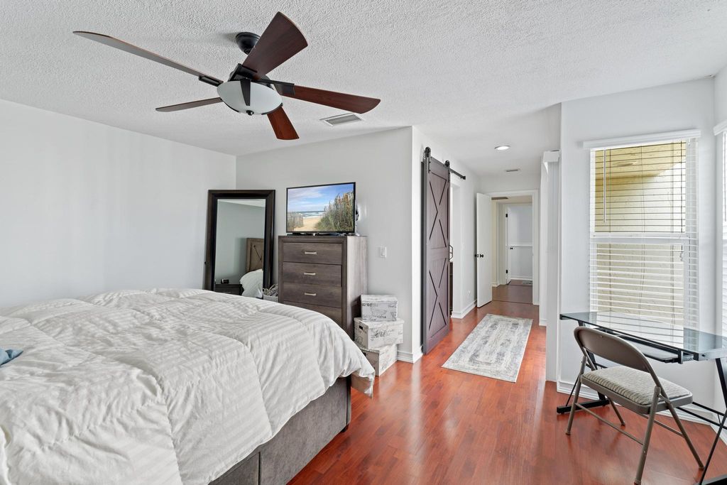 Image 25 of property listing at 12128 Regal Court E, Wellington, FL 33414