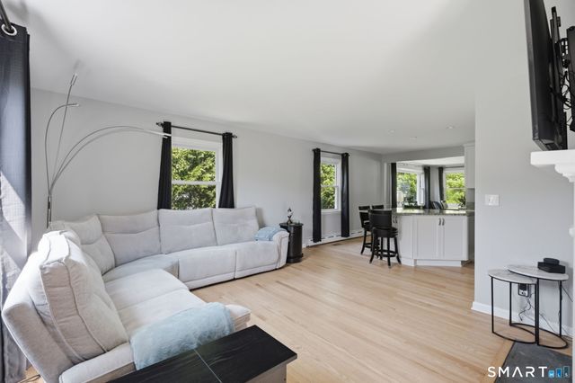 3 Anchorage Lane, Old Saybrook, CT 06475