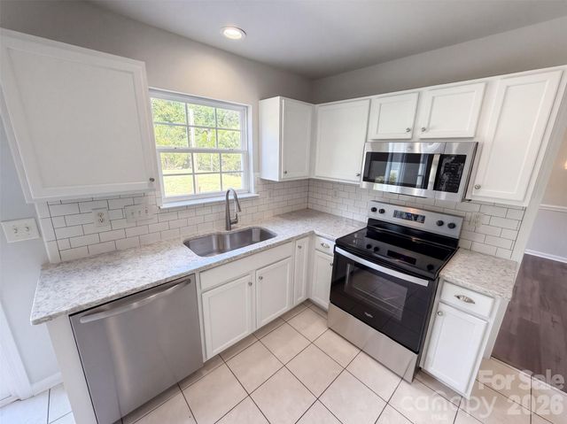 815 Southridge Drive, Monroe, NC 28112