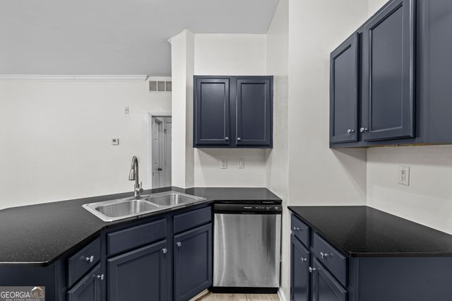 5641 Roswell Road 103, Atlanta, GA 30342