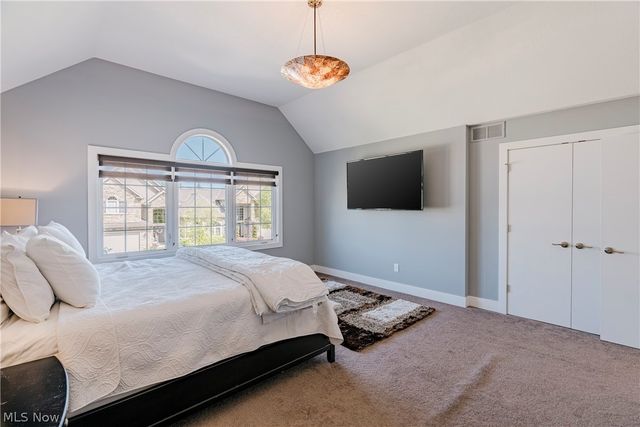 455 Dornoch Lane, Highland Heights, OH 44143
